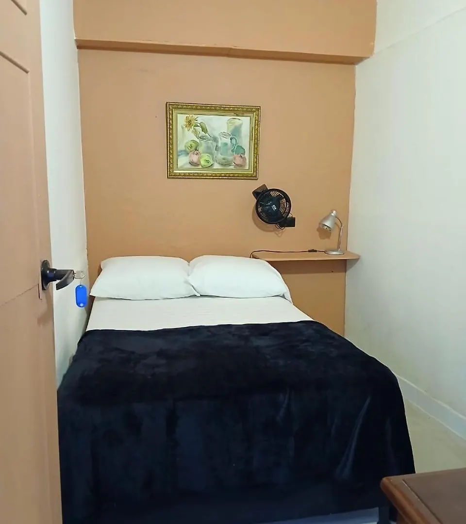 Hostal Casa Primavera Medellín Casa de hóspedes